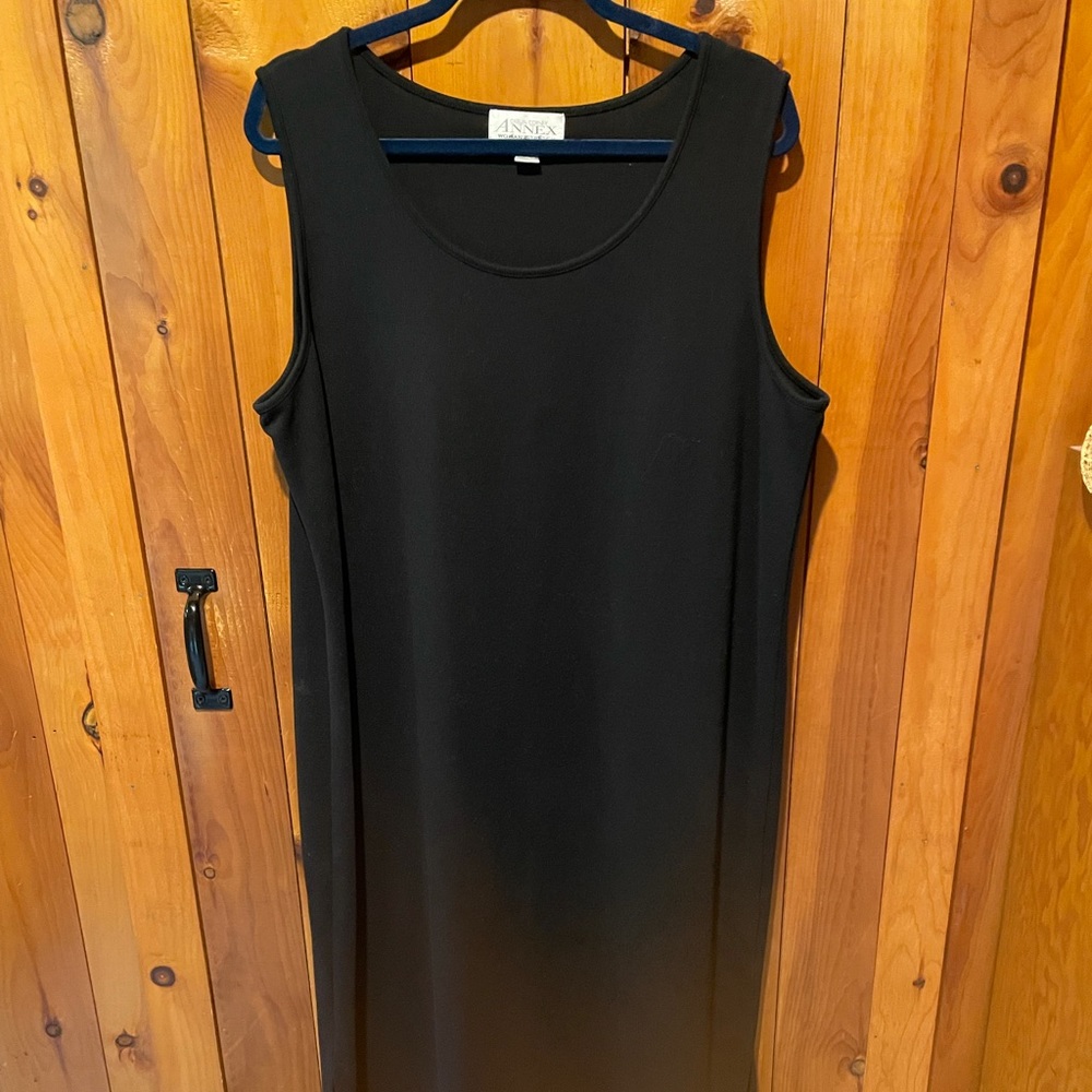 Women’s Casual Corner black tank dress stretch 1X